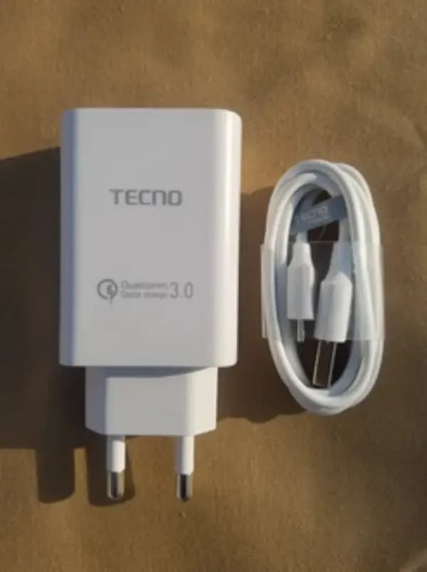 Techno Fast Charger+ 3.0 Data Cable.